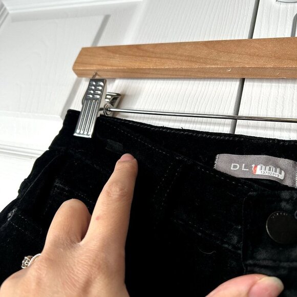 DL1961 Chrissy Ultra High Rise Black Velvet Button Fly Jeans Women's Size 25 - Picture 6 of 16